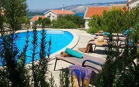 Hvaretta Villas